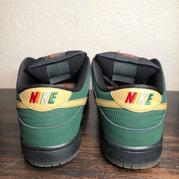 Nike SB Low Black History Month - Picture 3 of 5